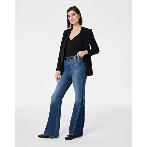 New spanx Mixed Wash Flare Jeans Size Small - Picture 1 of 5